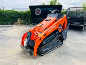 Skid Steer Y1000 (No Attachments Included) - Image 2
