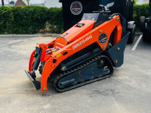 Skid Steer Y1000 (No Attachments Included) - Image 5