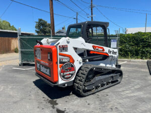 Skid Steer T-550 (No Attachments Included) - Image 3