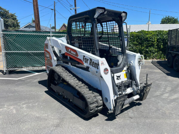 Skid Steer T-550 (No Accessories Included)