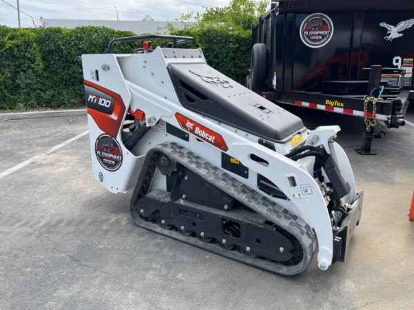 Skid Steer MT100