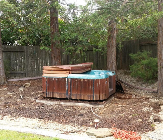 Hot tub and spa removal in Pasco WA